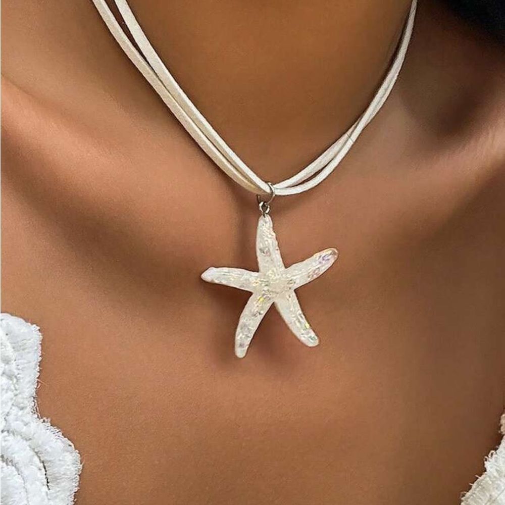 Starfish Pendant Necklace